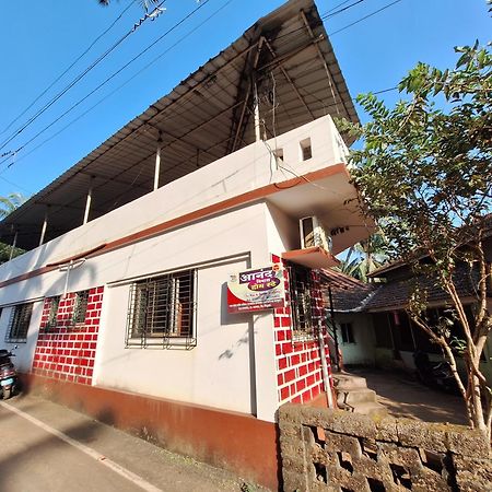 Anand Nivas Homestay Mālvan Buitenkant foto