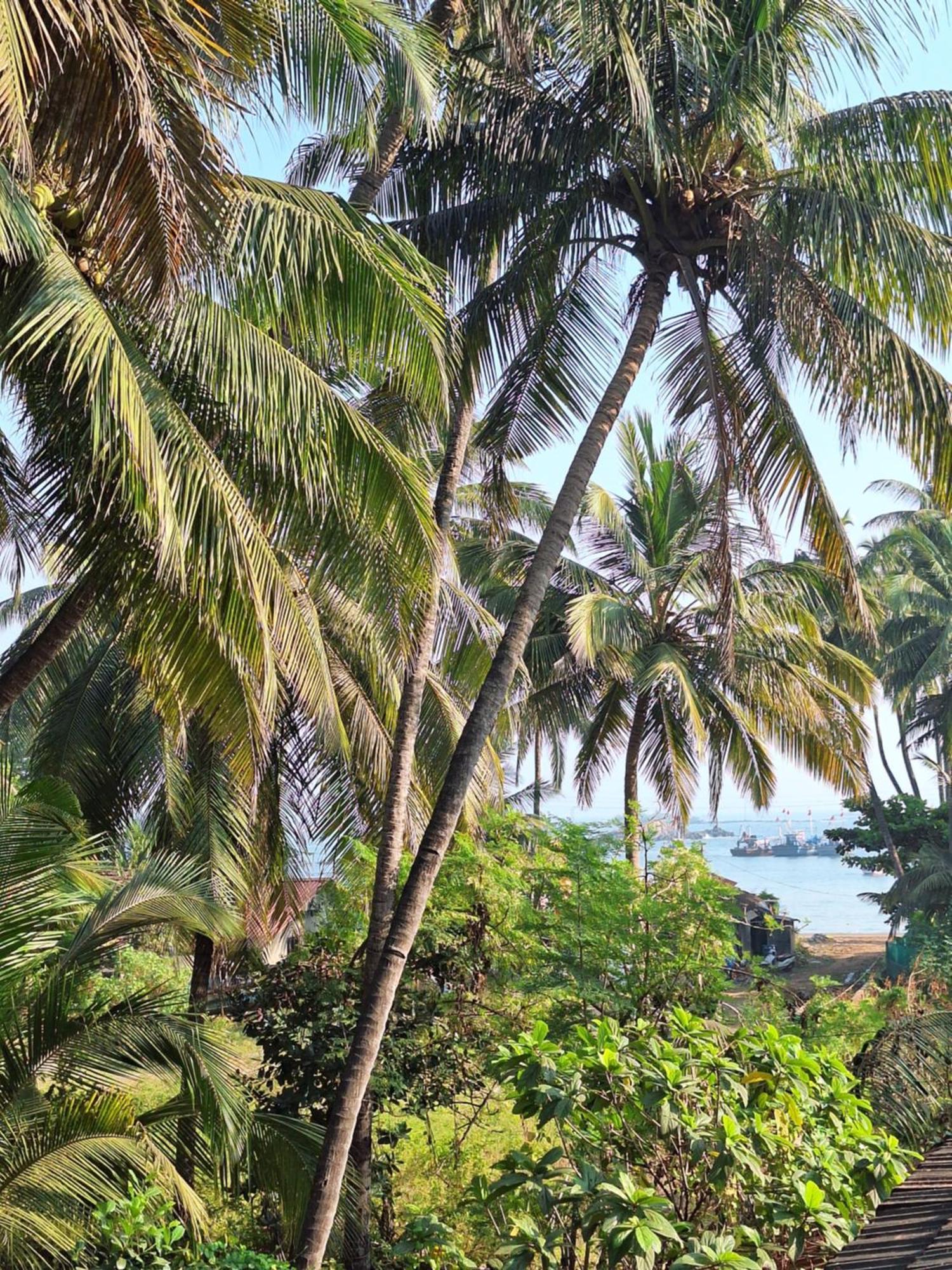 Anand Nivas Homestay Mālvan Buitenkant foto